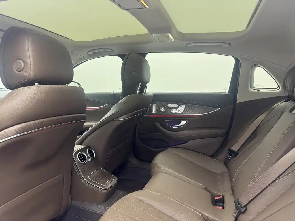 Mercedes-Benz E-Class E 2023 E 300 L Luxury
