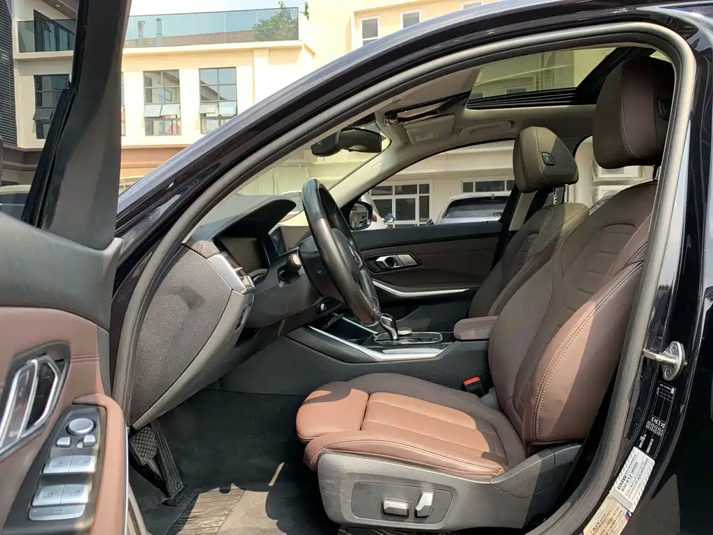 BMW 3 Series — миниатюра 14