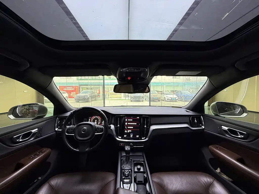 Volvo S60 — миниатюра 16