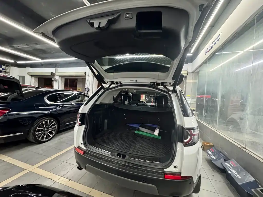 Land Rover Discovery Sport — миниатюра 11