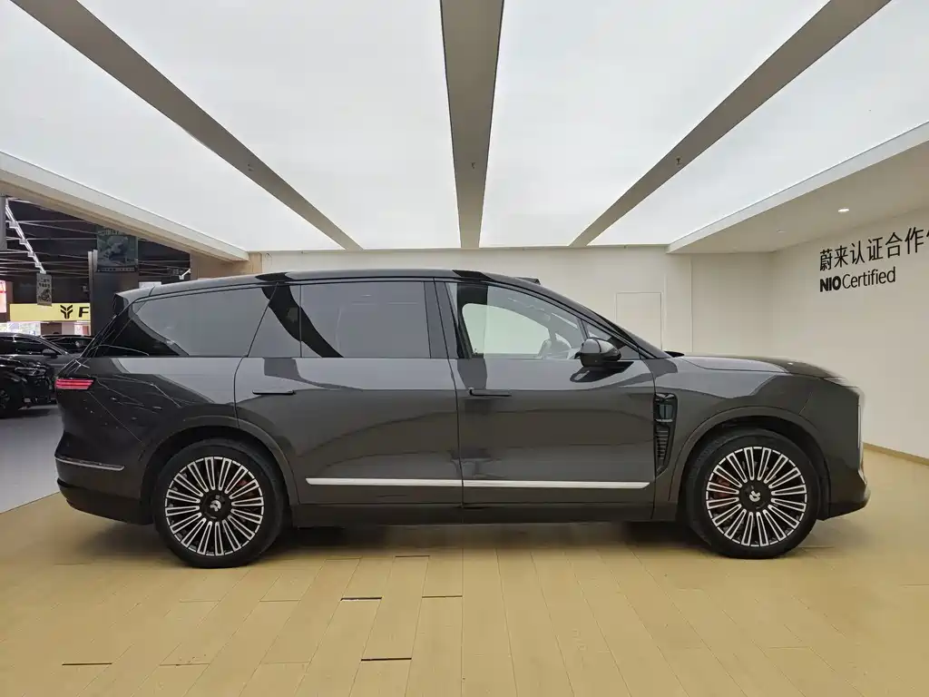 NIO ES8 — миниатюра 6