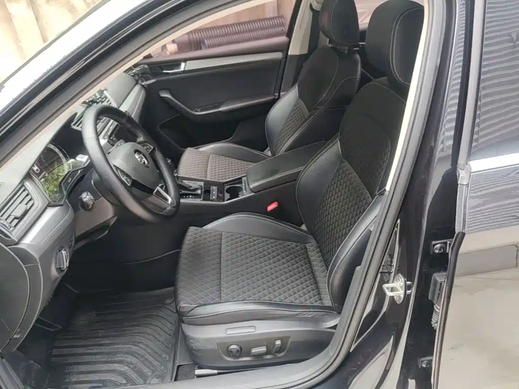 Skoda Superb — миниатюра 15