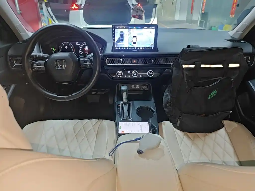 Honda Civic — миниатюра 10