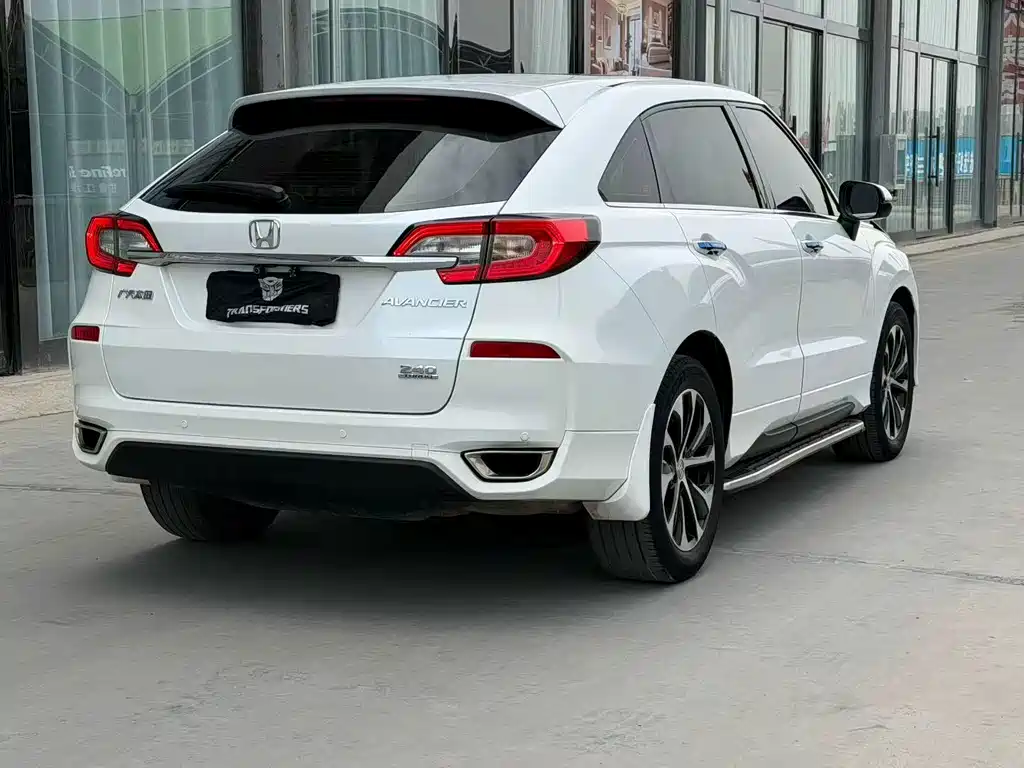 Honda Avancier — миниатюра 5