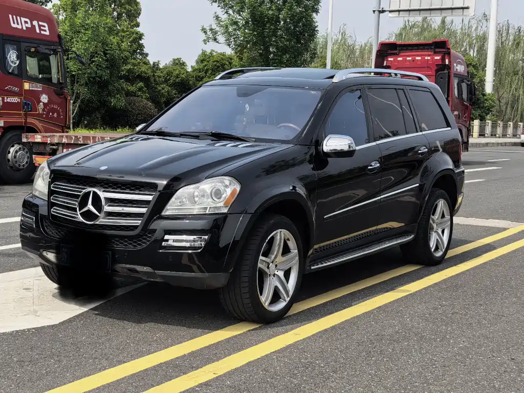 Mercedes-Benz GL-Class 2010