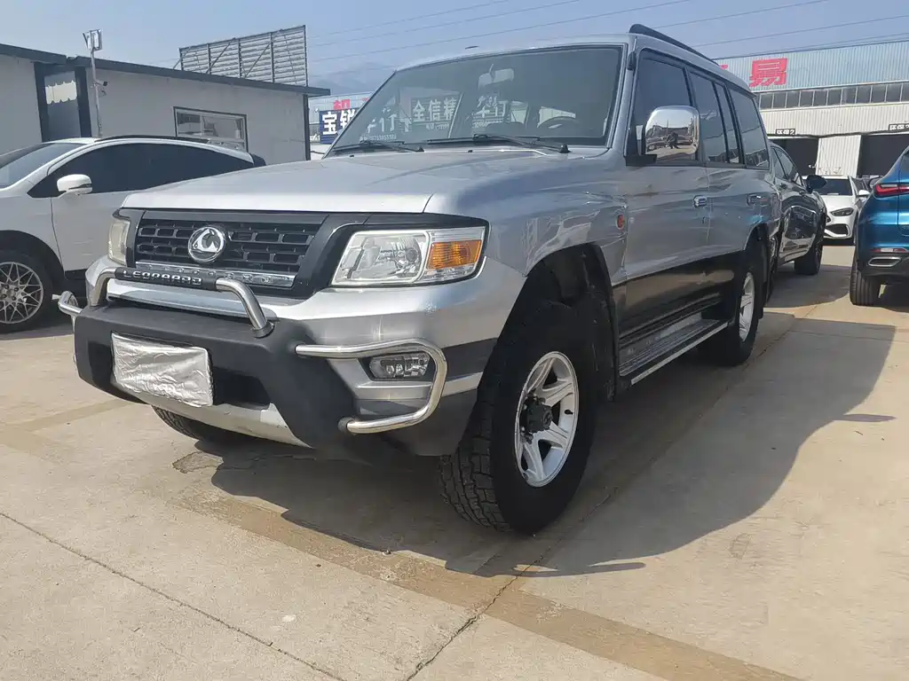 Leopaard Leopaard Q6