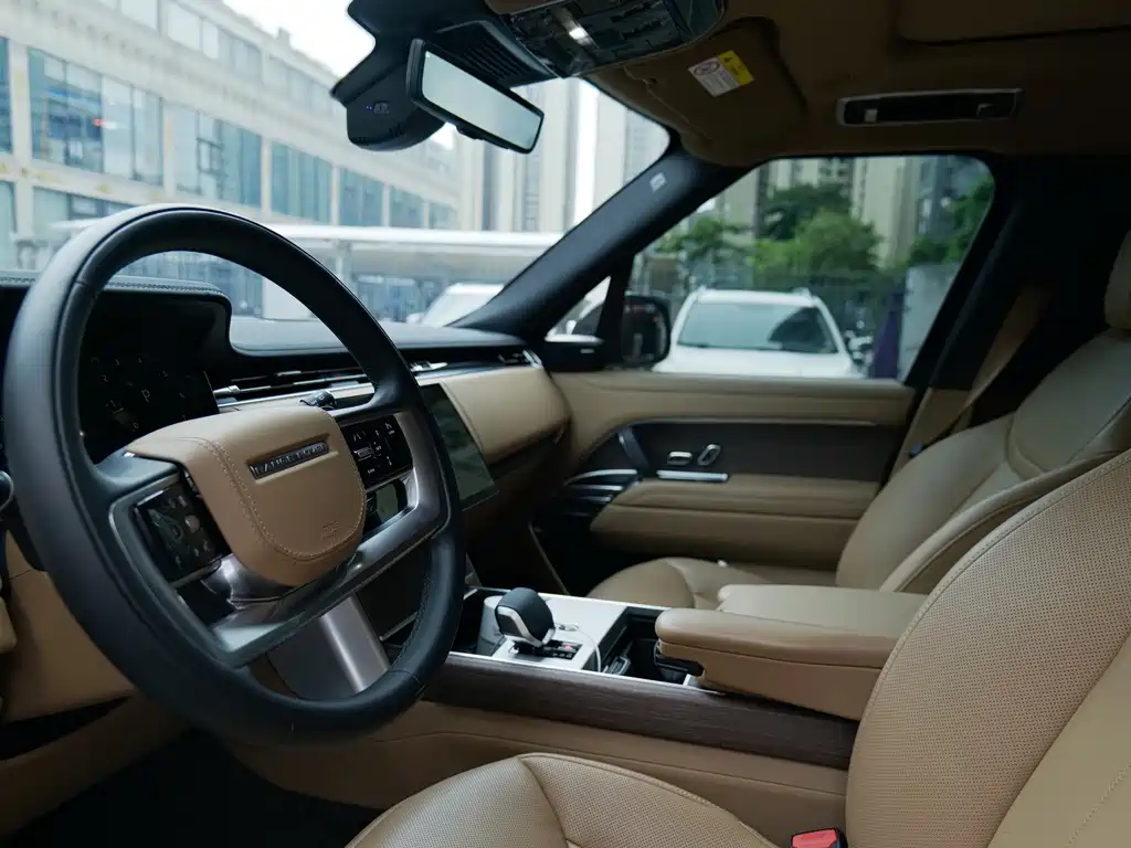 Land Rover Range Rover — миниатюра 7