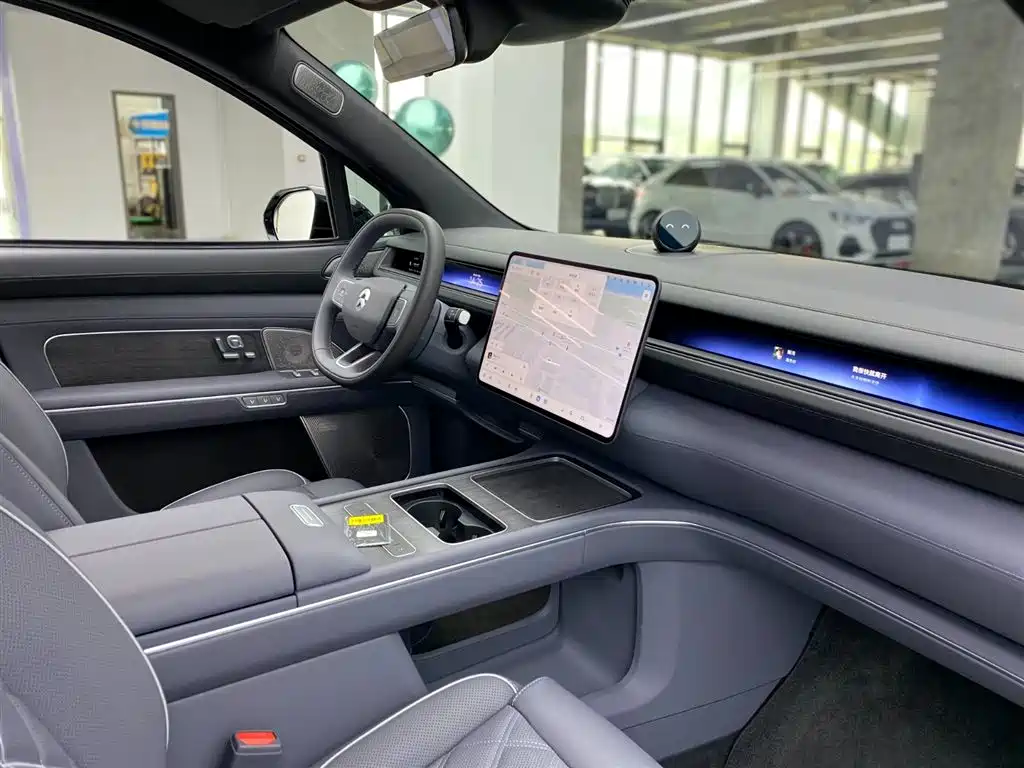NIO ES8 2026 мест Executive Luxury