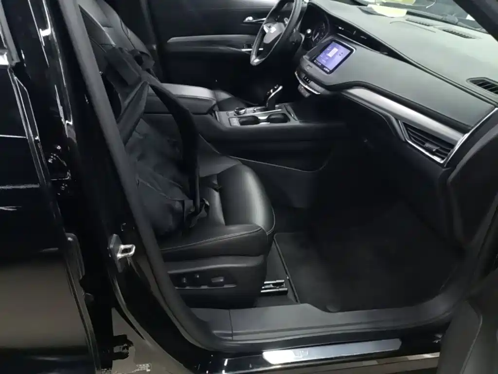 Cadillac XT4 — миниатюра 25