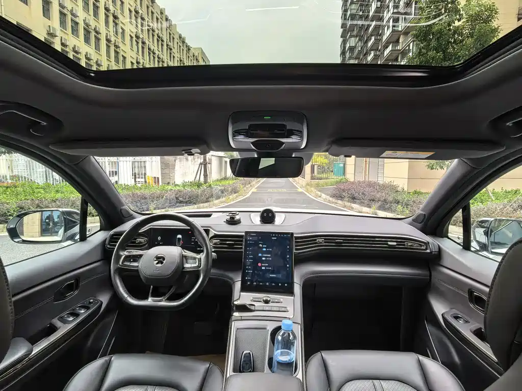 NIO ES6 — миниатюра 14