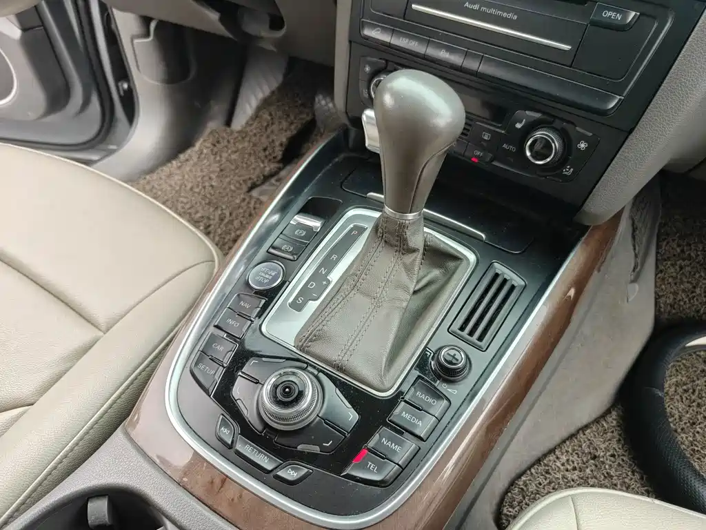 Audi Q5 (Import) — миниатюра 13