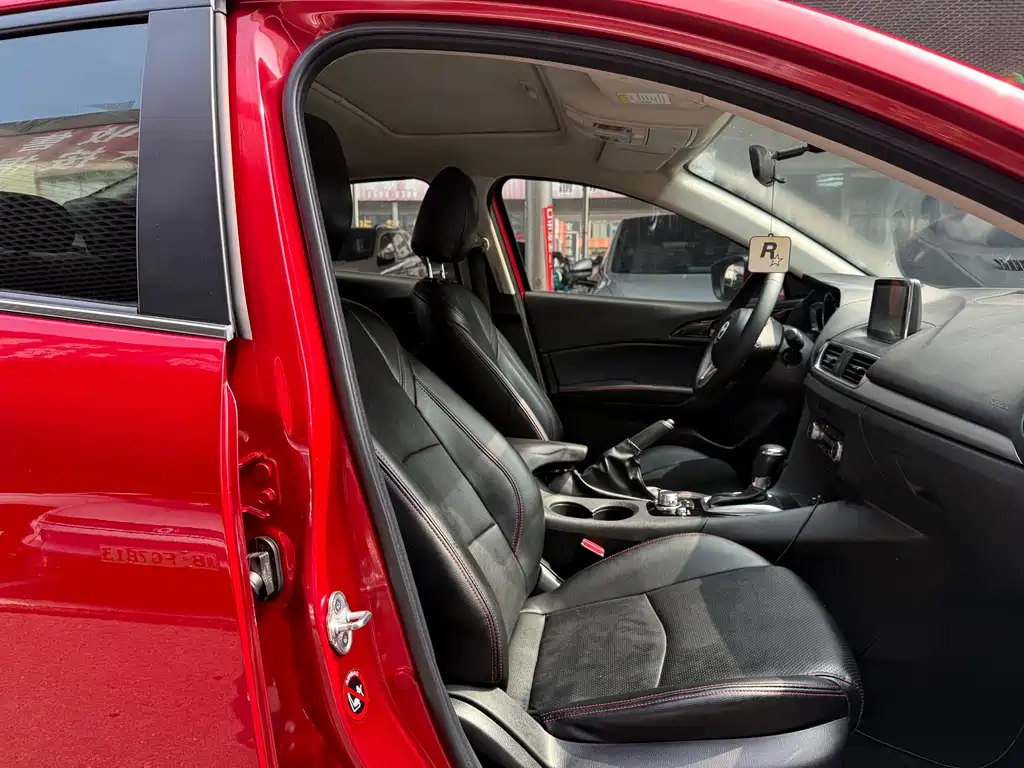Mazda 3 Axela — миниатюра 6