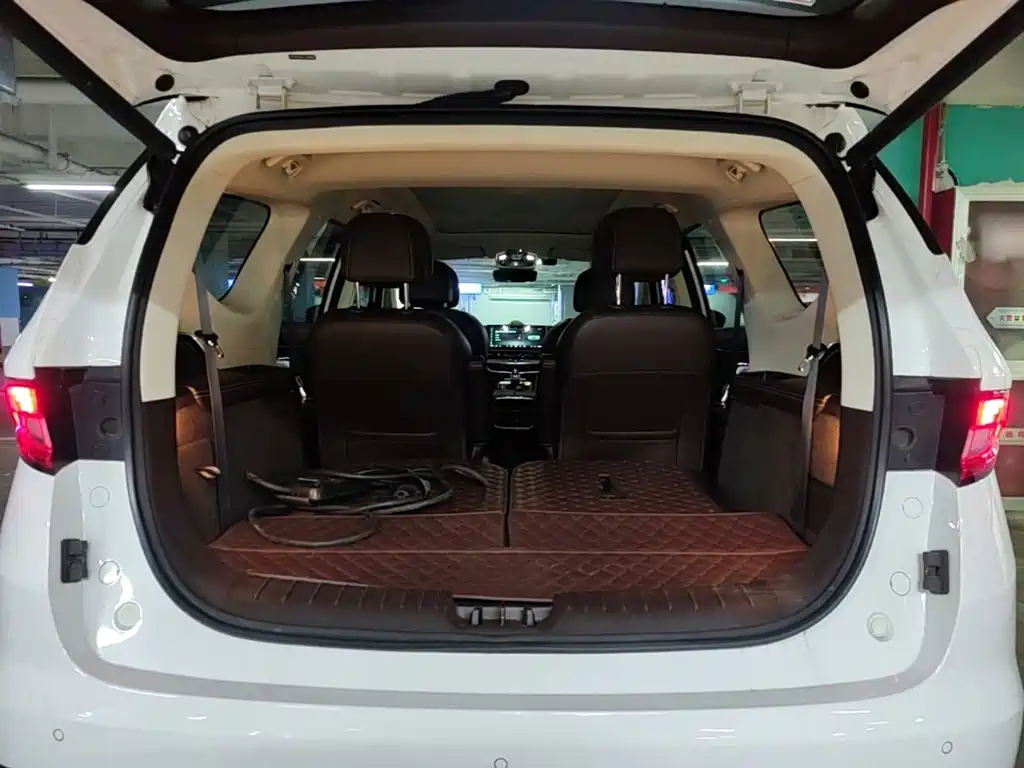 Geely Jia Ji New Energy — миниатюра 19