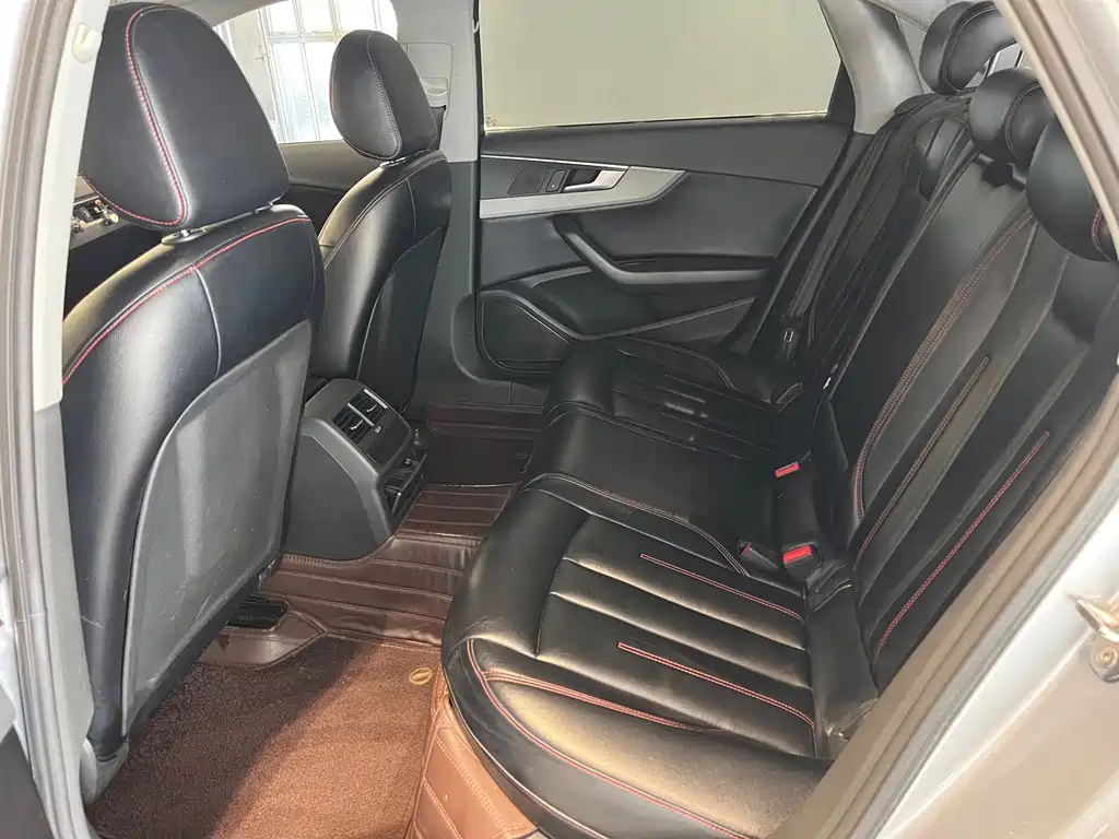 Audi A4L — миниатюра 9
