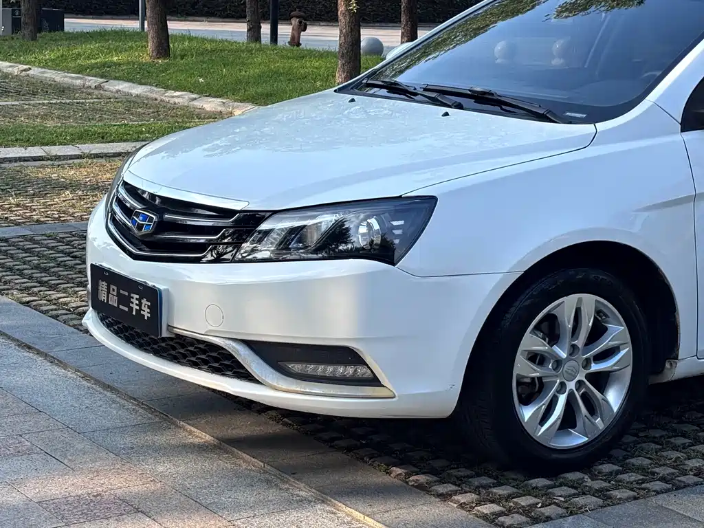 Geely Emgrand — миниатюра 4