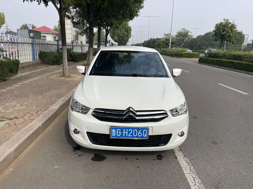 Citroen Elysee — миниатюра 2