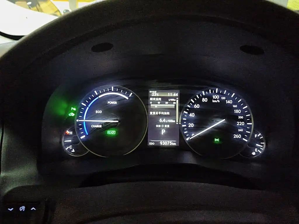 Lexus ES — миниатюра 14