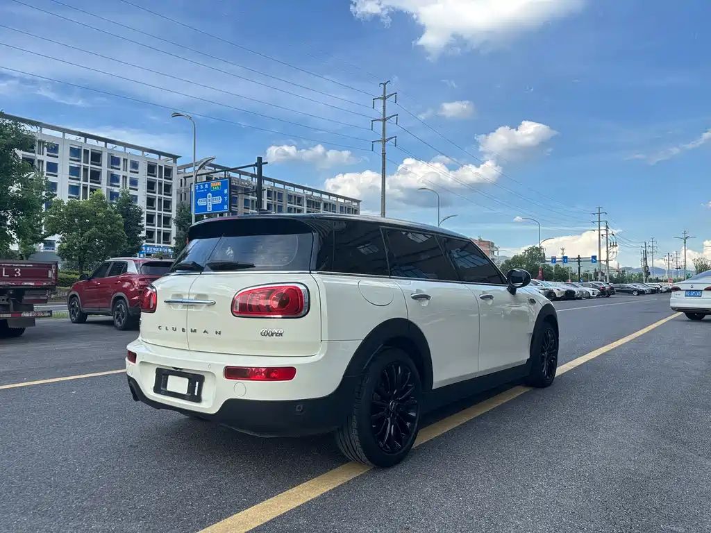 MINI Mini Clubman — миниатюра 4
