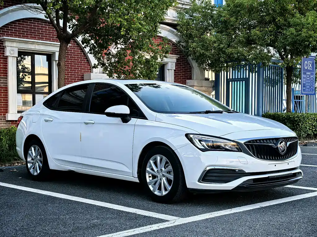 Buick Verano — миниатюра 3