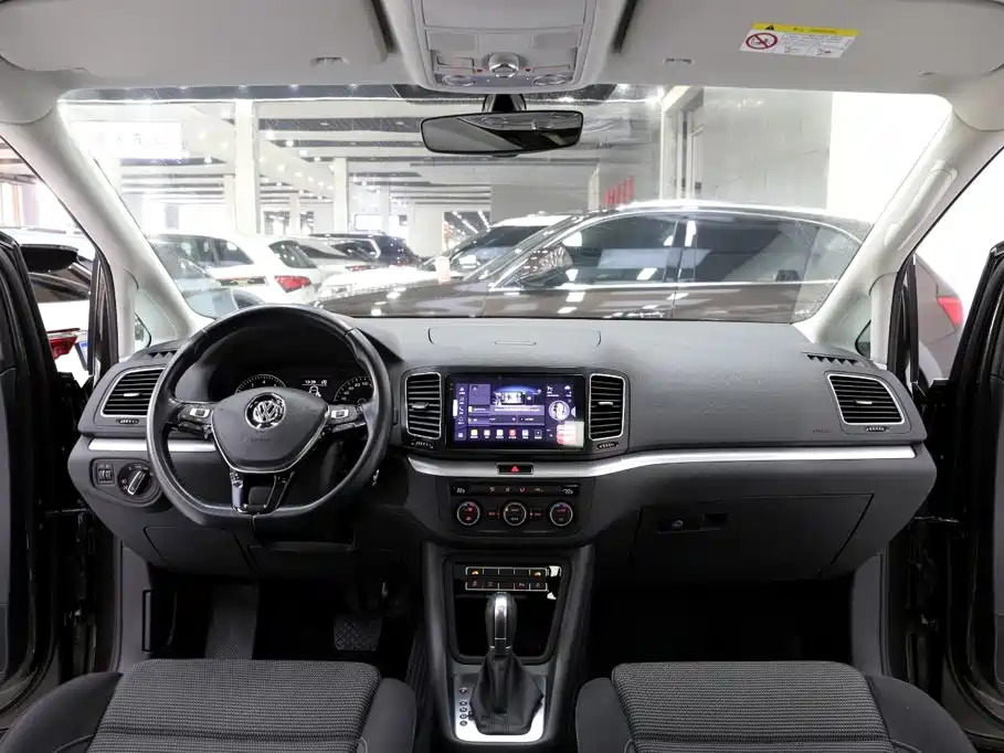 Volkswagen Sharan — миниатюра 10