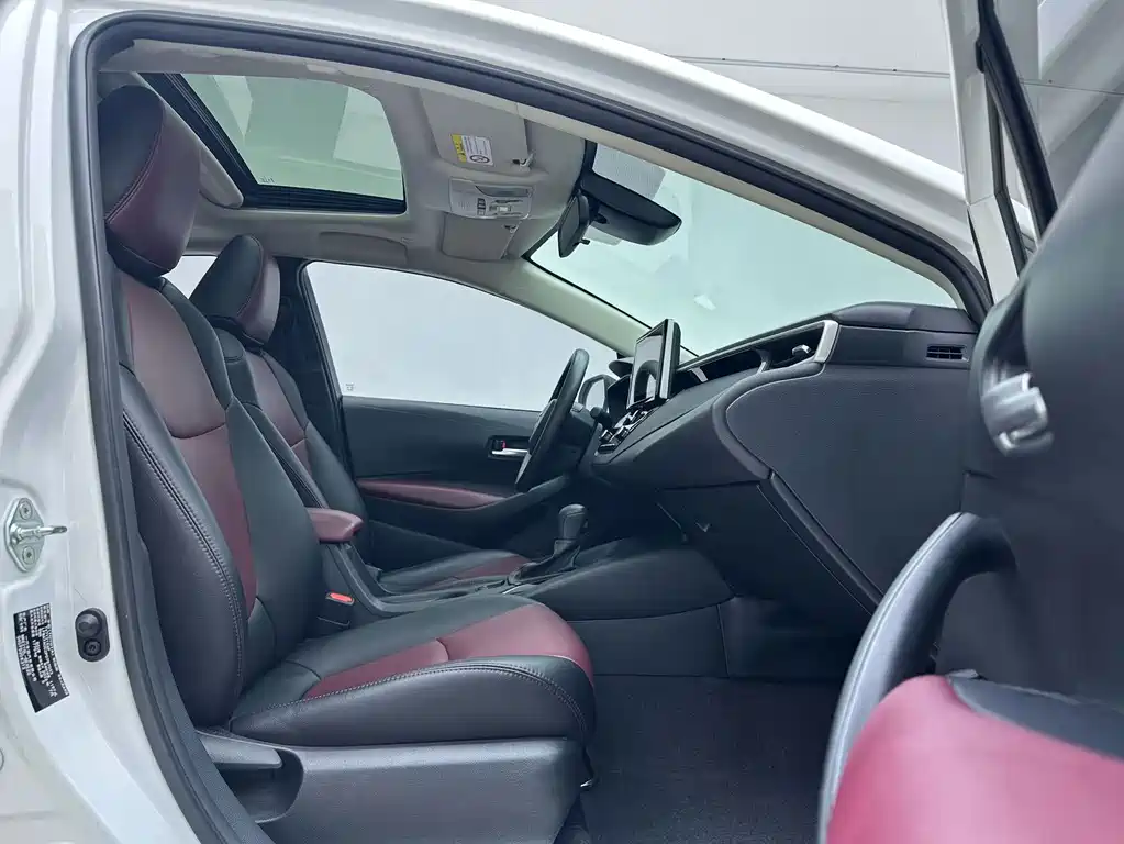 Toyota Corolla — миниатюра 8