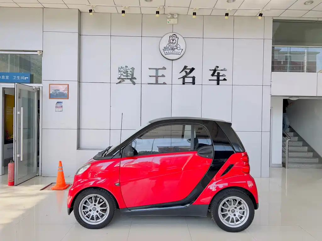 smart Smart Fortwo — миниатюра 2