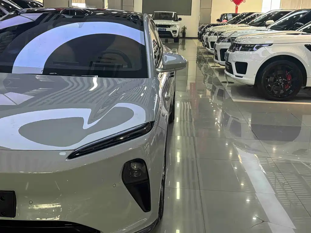 NIO ET5T — миниатюра 3