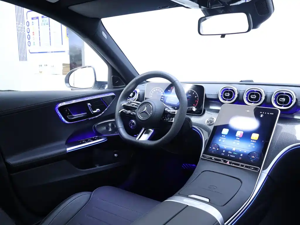 Mercedes-Benz C-Class — миниатюра 14
