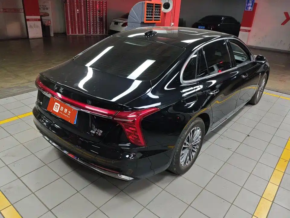 Hongqi Hongqi H5 — миниатюра 7