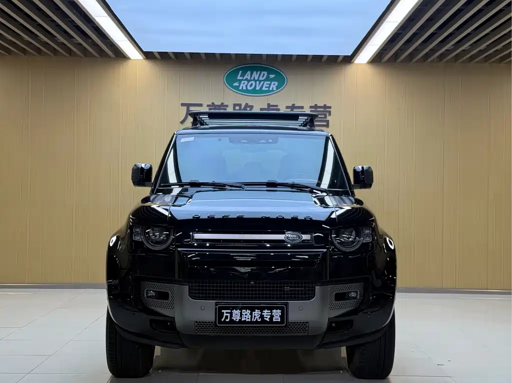 Land Rover Defender — миниатюра 2