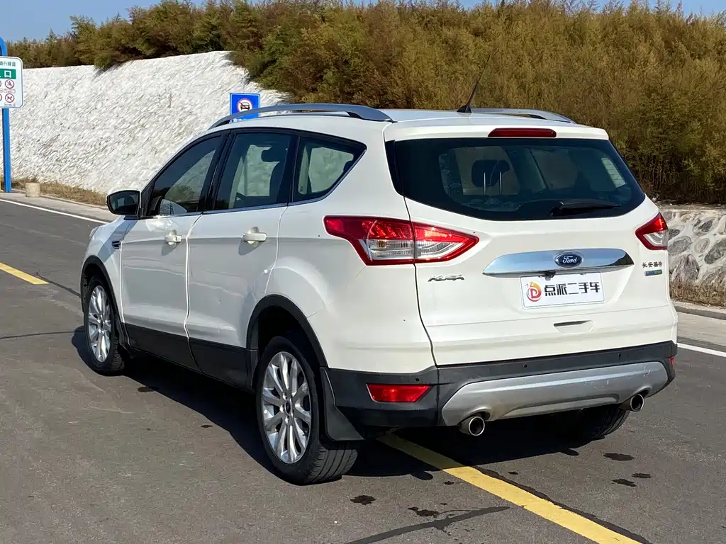 Ford Kuga — миниатюра 6