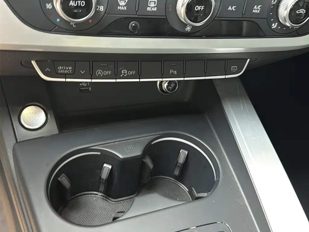 Audi A4L — миниатюра 23