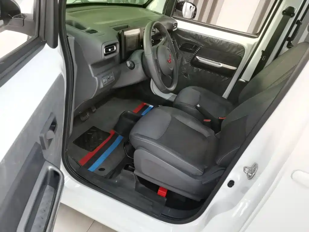 Wuling Zhiguang EV — миниатюра 16