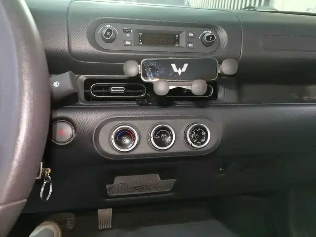 Wuling Zhiguang EV — миниатюра 13