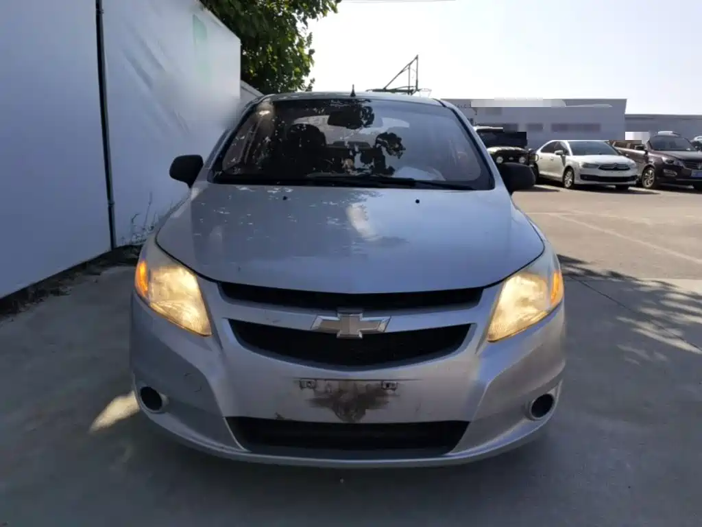Chevrolet Sail — миниатюра 3
