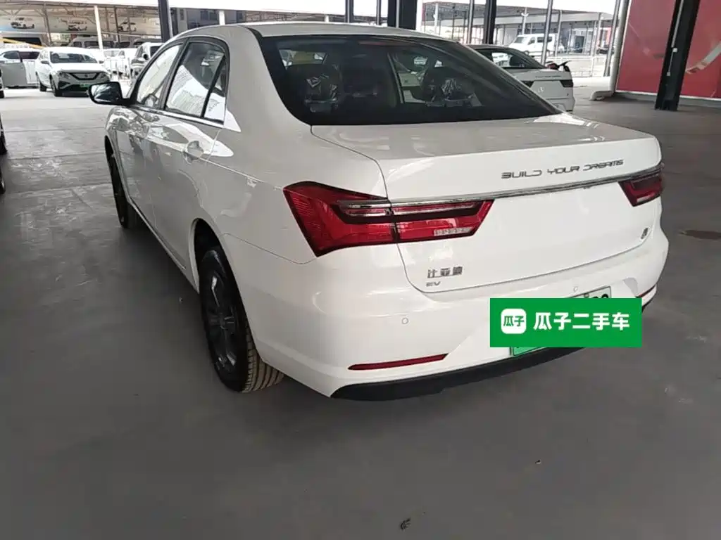 BYD Qin NEV — миниатюра 5