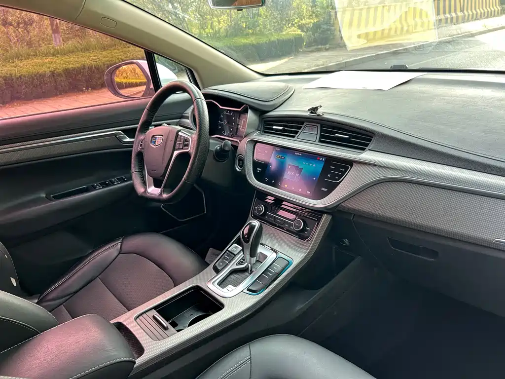 Geely Emgrand GS — миниатюра 9