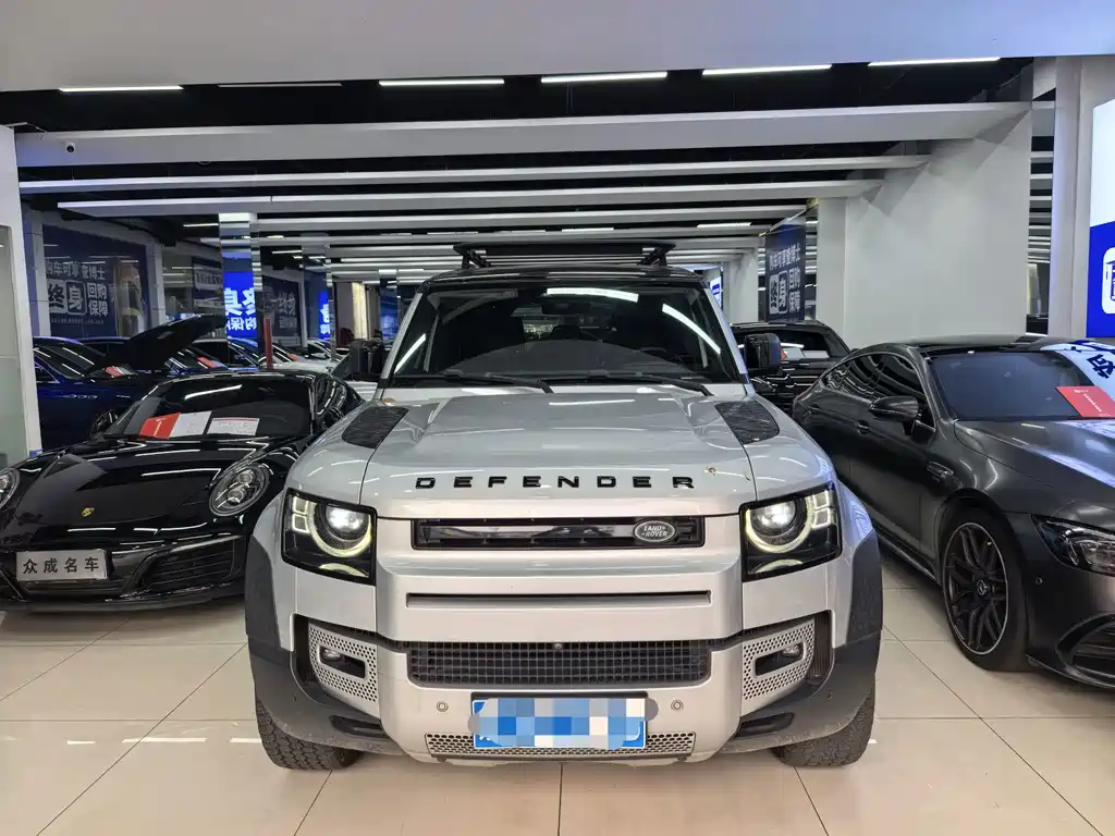 Land Rover Defender — миниатюра 2