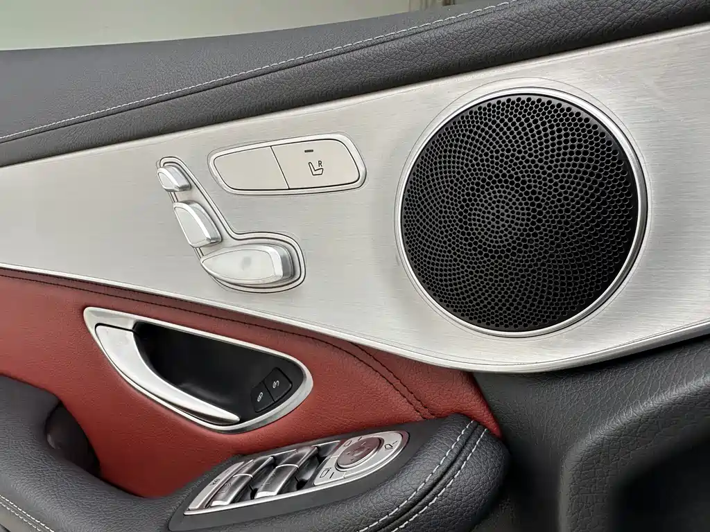Mercedes-Benz GLC — миниатюра 16