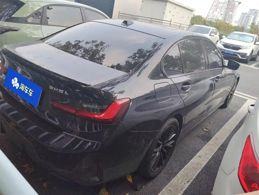 BMW 3 Series — миниатюра 3