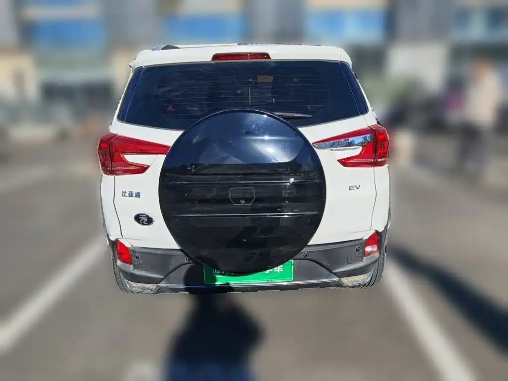 BYD Yuan EV — миниатюра 3