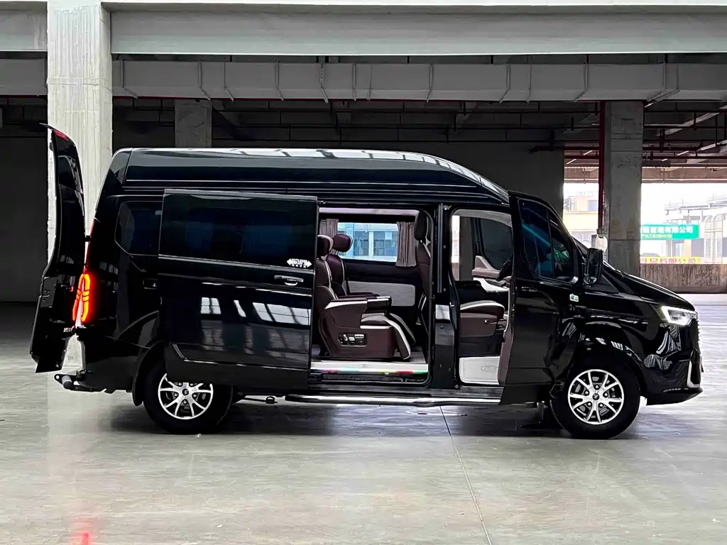 Ford Transit — миниатюра 14