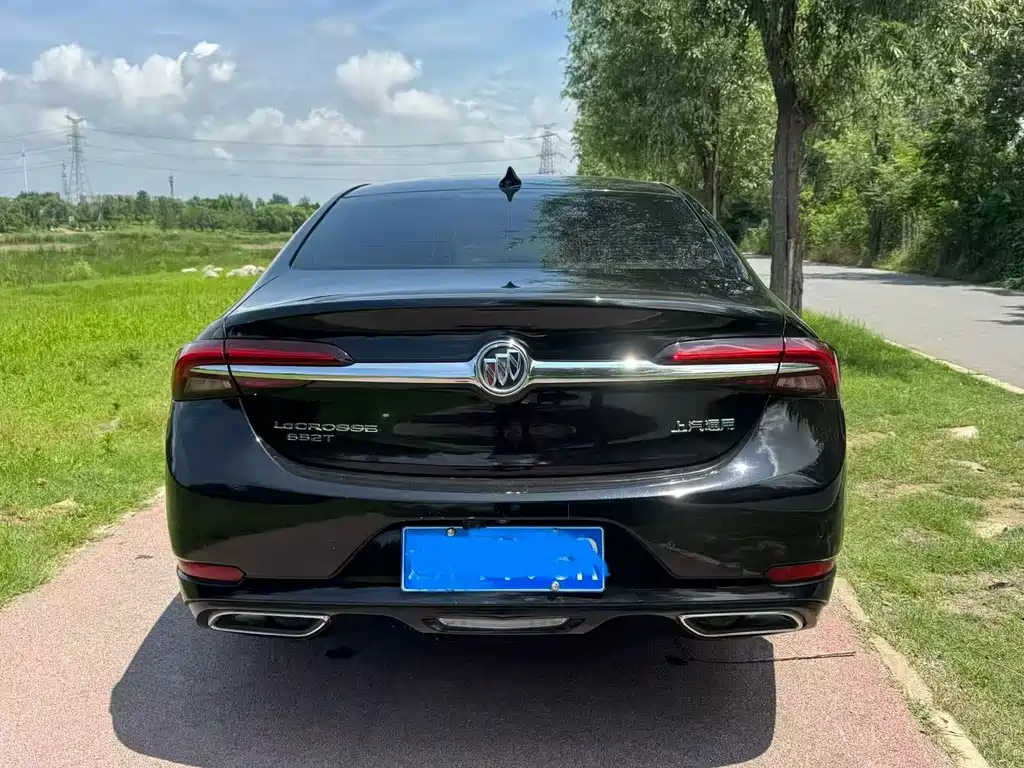 Buick LaCrosse — миниатюра 8