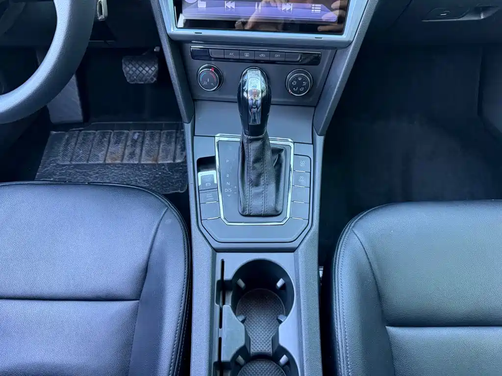 Volkswagen Lamando — миниатюра 7