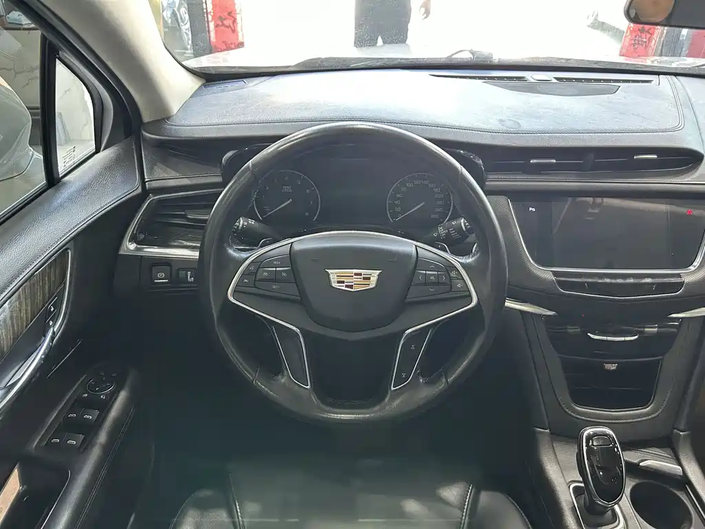 Cadillac XT5 — миниатюра 12