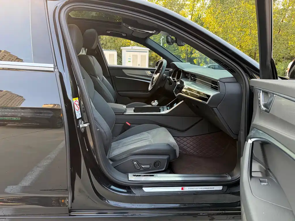 Audi A6L — миниатюра 5