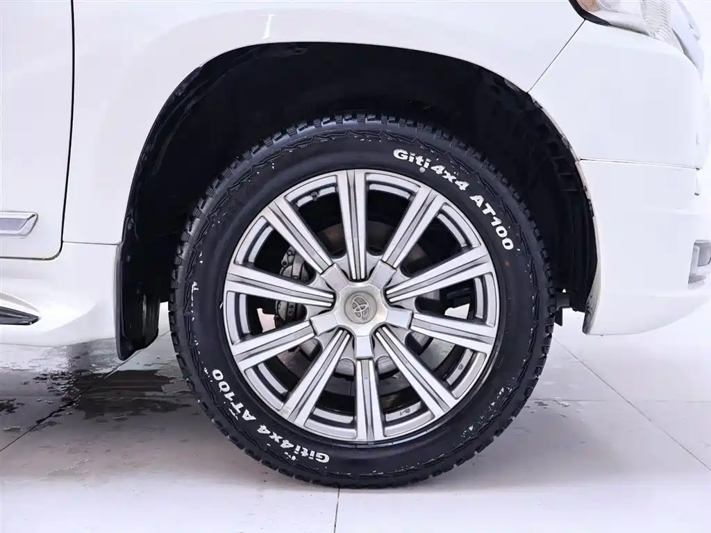 Toyota Land Cruiser 2019 4.0L GX-R