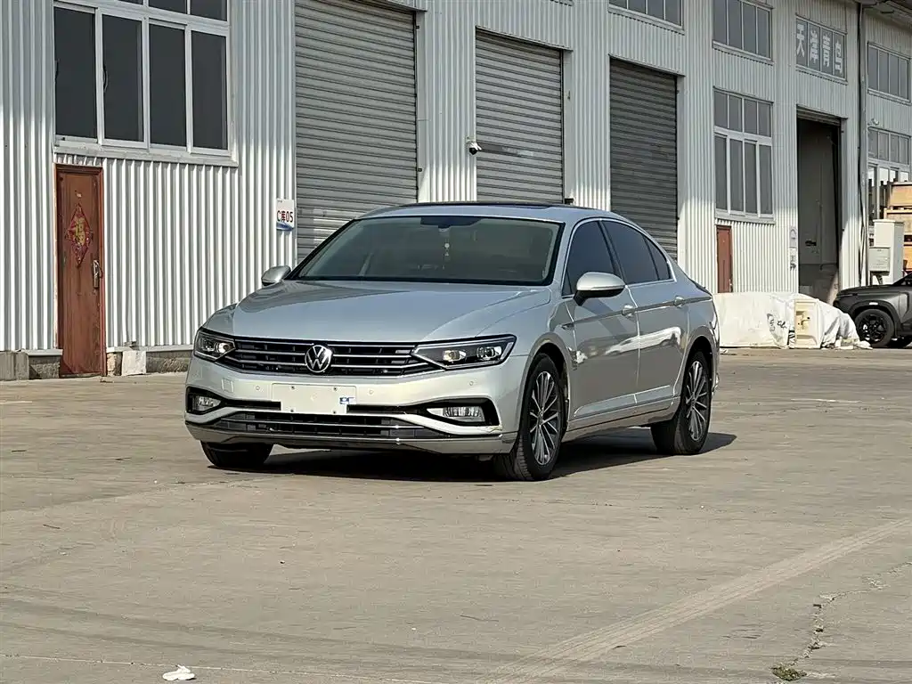 Volkswagen Magotan 2021
