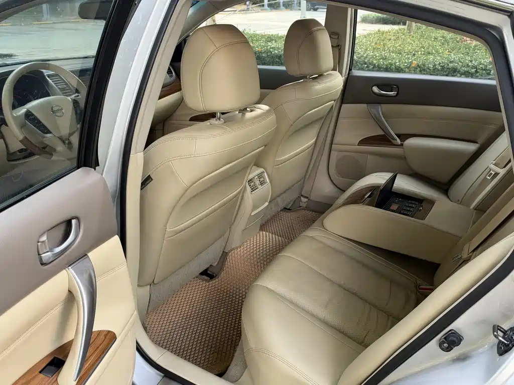 Nissan Teana — миниатюра 10