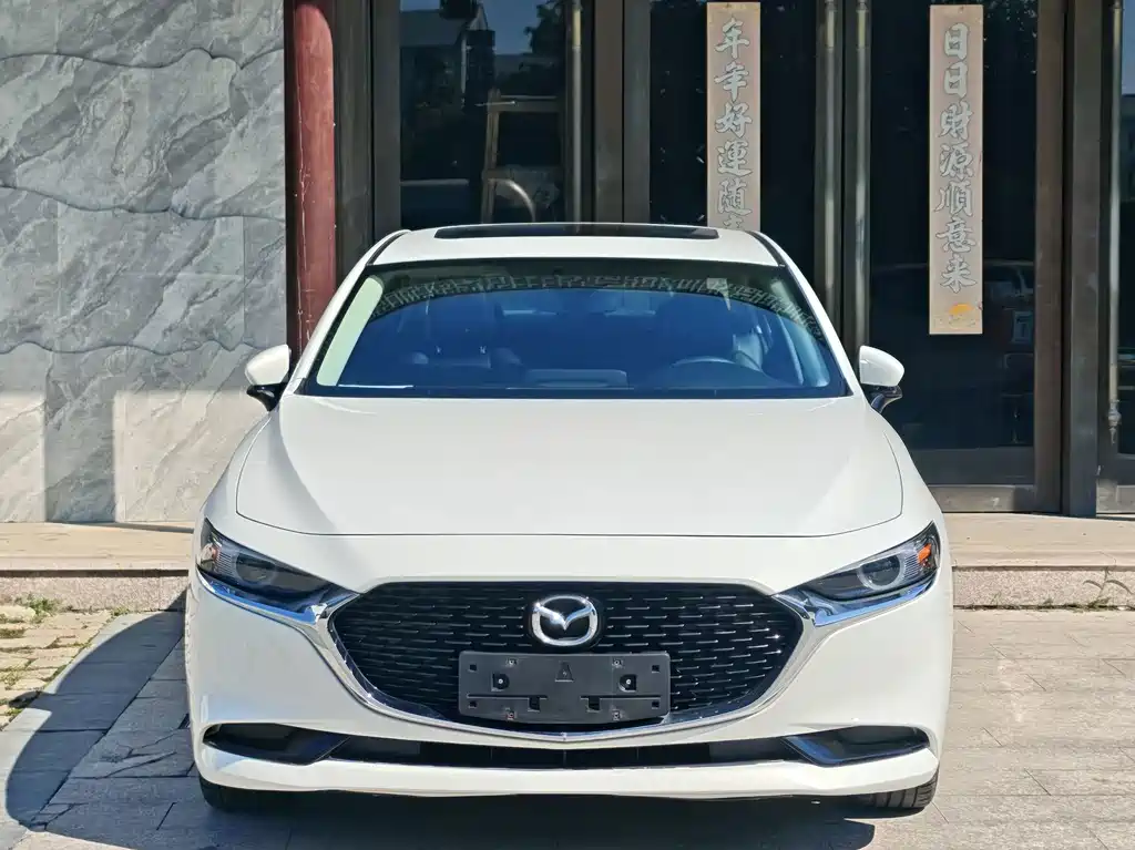 Mazda 3 Axela — миниатюра 2